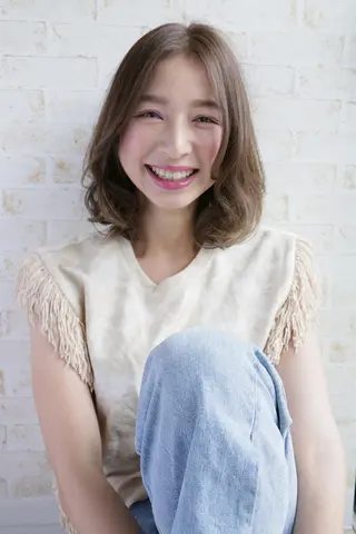 ミディアム 角 大輔のヘアスタイル