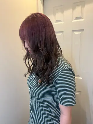 カラー yuka/ロング/ レイヤーカットモデルのヘアスタイル