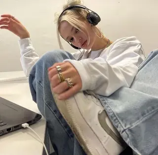 ミディアム ショートカット募集中 /NAGISAのヘアスタイル