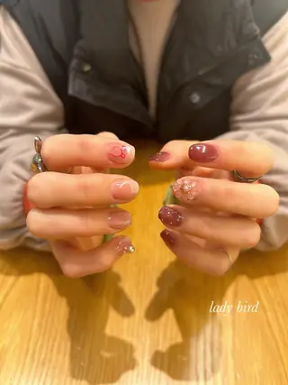 ネイル lady bird yoshieのネイルデザイン