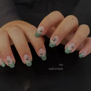 ネイル Iris yui.のネイルデザイン
