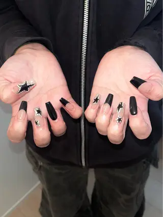 ネイル 五十嵐 莉奈のネイルデザイン