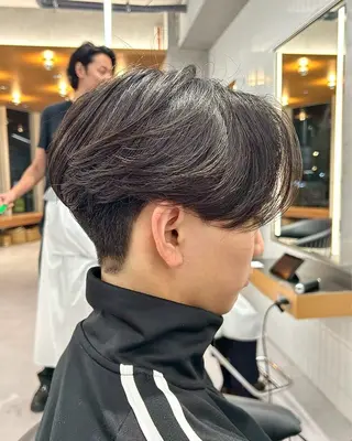 ショート パーマ メンズ nico TOKYO所属・ニュアンス/ センターパート/イノのヘアスタイル