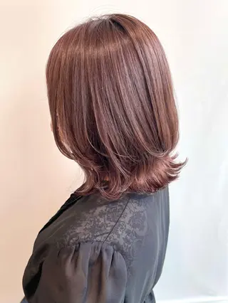 ミディアム カラー 壽真央 /ブリーチカラーのヘアスタイル