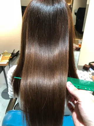 セミロング 美髪艶髪専門店 Lyrae(リラエ)所属・佐藤 宏樹のヘアスタイル