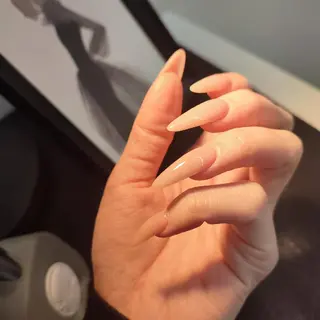 ネイル RUNWAY 　　の眉毛・アイブロウイメージ