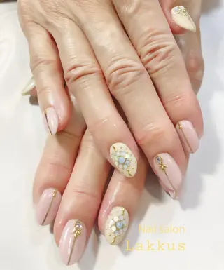 ネイル Lakkus T－Mのネイルデザイン