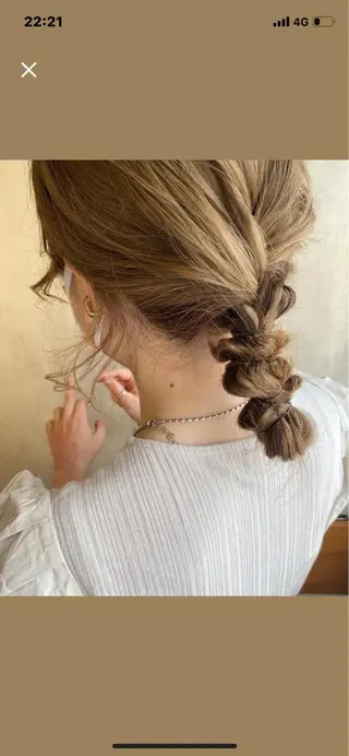 ミディアム カラー ヘアアレンジ ツキノキ ミナのヘアスタイル
