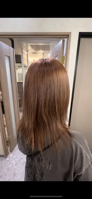 ミディアム カラー PELE 渋谷所属・渋谷ハイトーン/ エクステ/さきののヘアスタイル