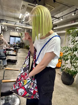 ショート カラー 横浜ブリーチムラ直し ハイトーン/ブリーチのヘアスタイル