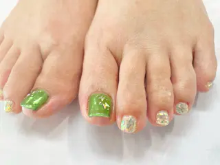 ネイル Rich to勝川店所属・村瀬 満里子のネイルデザイン