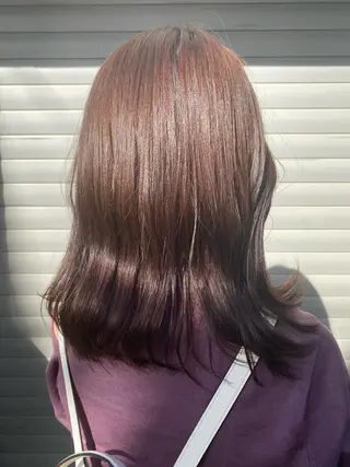 セミロング カラー お任せヘア☘️☘️ 及川渚のヘアスタイル