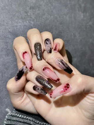 ネイル 花 火のネイルデザイン