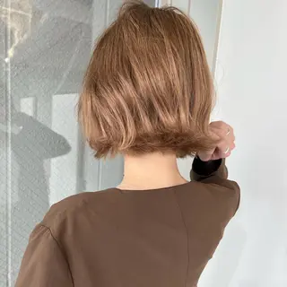 ショート カラー ボブ・レイヤーカット 吉敷航一のヘアスタイル