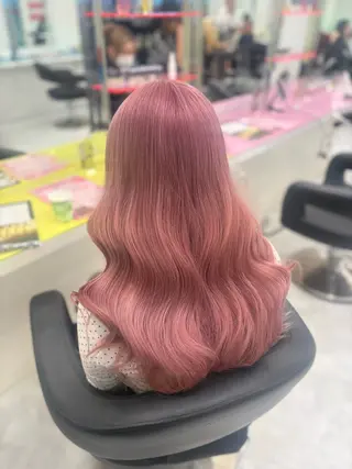 カラー akari🎀🤍 ガーリーstyleのヘアスタイル