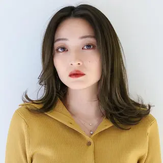 セミロング ショートパーマ カットモデルのヘアスタイル