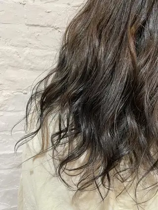 セミロング カラー 【ピンク/韓国ヘア/ ヘアセット】亜海のヘアスタイル