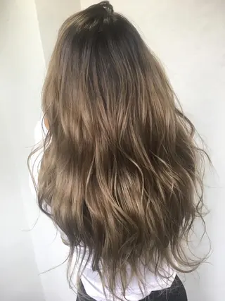 ロング ブリーチ毛縮毛矯正 👑山口のヘアスタイル