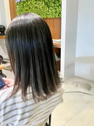 セミロング PARAISO南公園店所属・パライソ竜美丘店 中根 奈緒のヘアスタイル