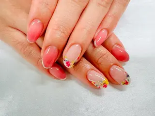 ネイル ユリシスネイル 担当近藤のネイルデザイン