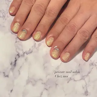 ネイル KOMINE TOMOKOのネイルデザイン