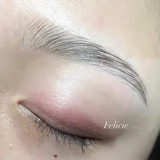 アイブロウ Felicie＊ Sayakaのマツエク・マツパデザイン