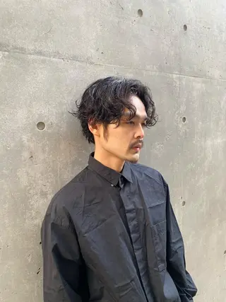 メンズ 透明感ブリーチ/ メンズパーマのヘアスタイル