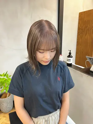 ミディアム カラー ヘアアレンジ esu西梅田所属・ena/ブリーチなし 透明感・レイヤー🎀のヘアスタイル
