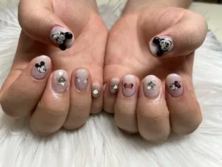 ネイル SOARE🤍 🤍のネイルデザイン