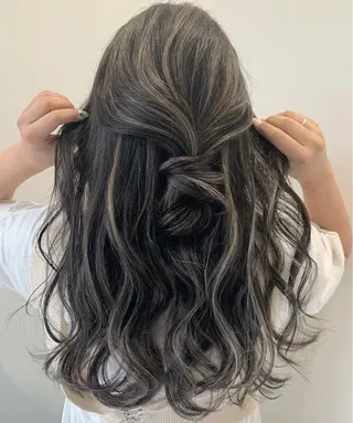 カラー LINOET NAGOYA所属・中川 来紀のヘアスタイル