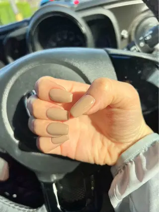 ネイル ATELIERHARLOW所属・nailist MOEのネイルデザイン