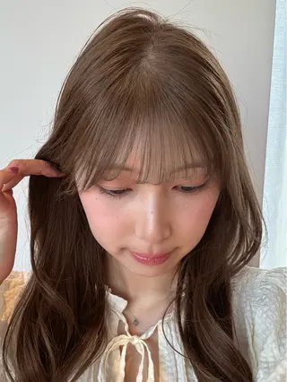 ロング カラー ヘーゼルベージュ/ 赤み消し/はるのヘアスタイル