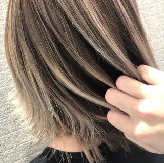 ショート アンドウ ユウ/ レイヤーカット/韓国のヘアスタイル