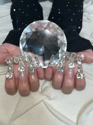 ネイル nail.salon .Reversalのネイルデザイン