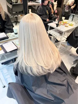 ロング 管野 愛奈のヘアスタイル