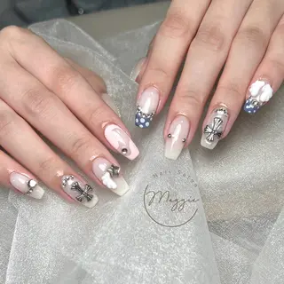 ネイル Maggie Nail🦩のネイルデザイン