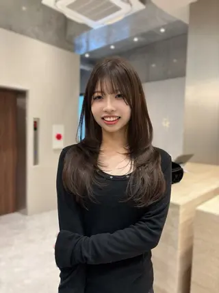 ロング カラー ナツミ/透明感カラー /酸性ストレートのヘアスタイル