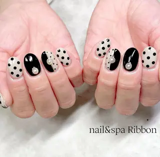 ネイル 東 真百のネイルデザイン