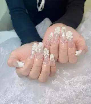 ネイル Hin Nail Osaka所属・Hin Nailsのネイルデザイン