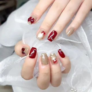 ネイル MQueen ネイルサロンマルのネイルデザイン