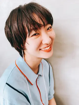 ショート pole/apartment所属・💓パーマ，💗 レイヤーカットのヘアスタイル