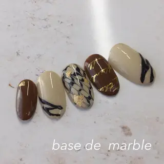 ネイル オモルフィ所属・カラーリスト marumoのヘアスタイル