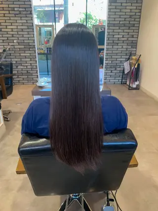 ロング Uni.所属・地毛風ストレート/ 髪質改善/榎本流行のヘアスタイル