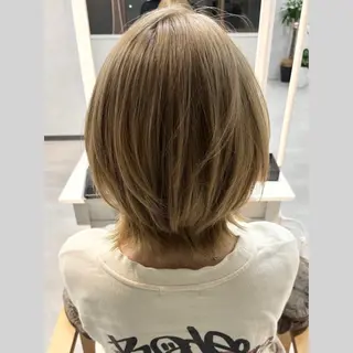 ミディアム 横野 孝志のヘアスタイル