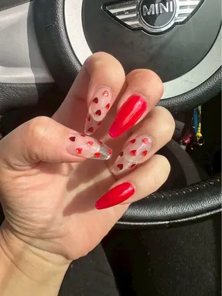 ネイル 鈴木 叶のネイルデザイン