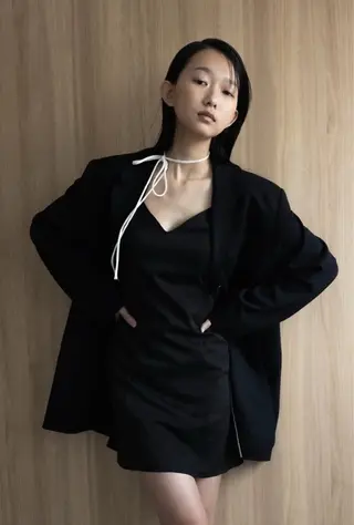 カラー パーマ ユン チェウォン NEROのヘアスタイル