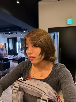 ミディアム カラー レイヤー/艶カラー ROKUのヘアスタイル