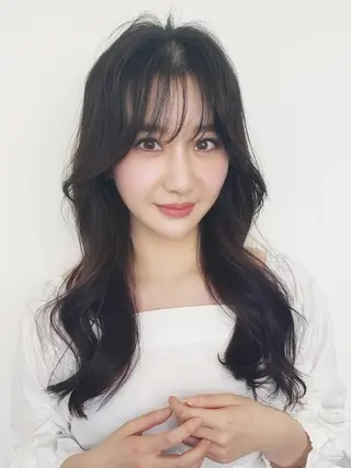 ロング カラー AFLOAT TOKYOのヘアスタイル