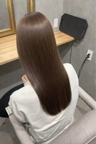 ロング カラー ミルクティー職人× HIROSEのヘアスタイル