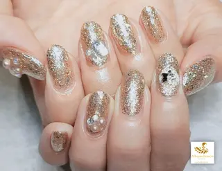 ネイル 完全予約制個室サロン Abundancesのネイルデザイン